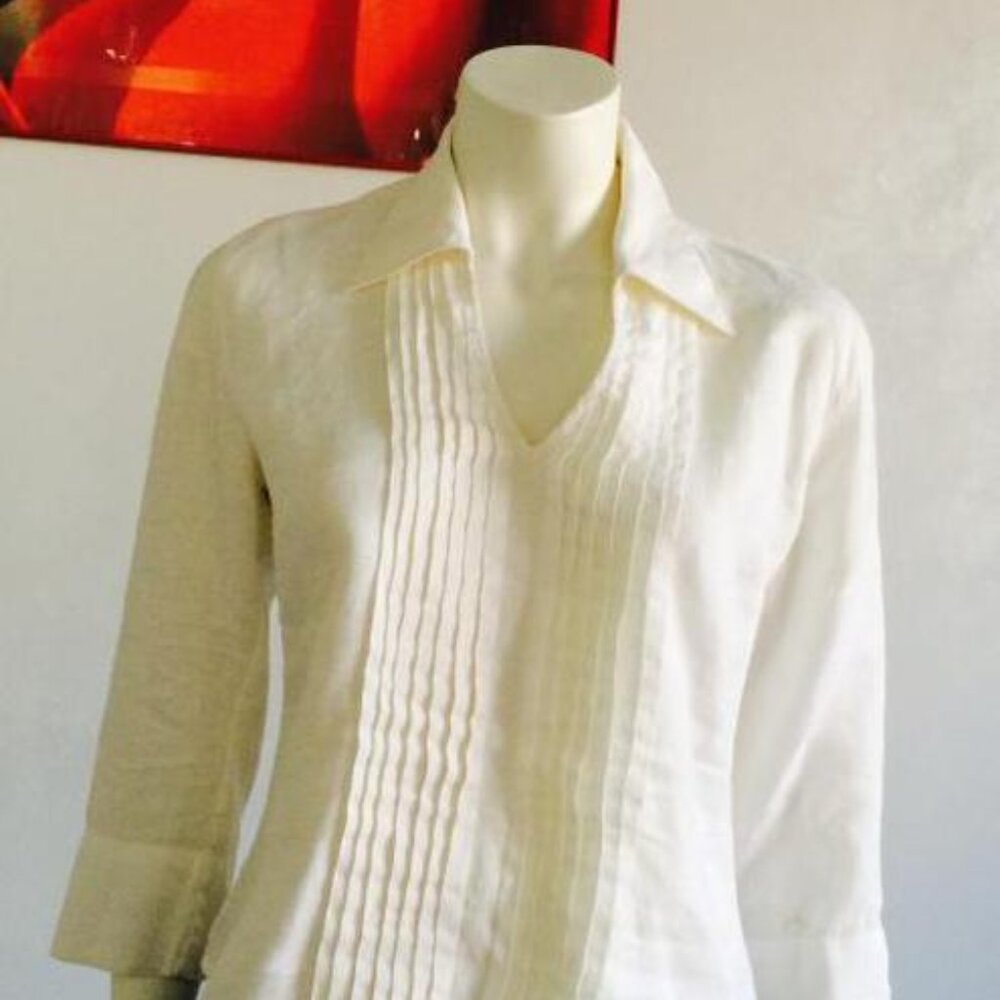 Women's Pintuck Front V-Neck Blouse - Cream